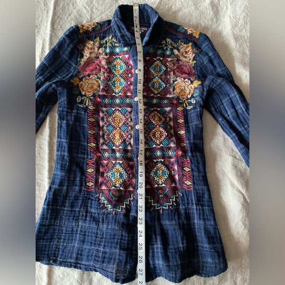 Johnny Was Button Up Top - Picture 8 of 11